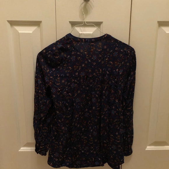 Old navy floral blouse - Picture 3 of 3